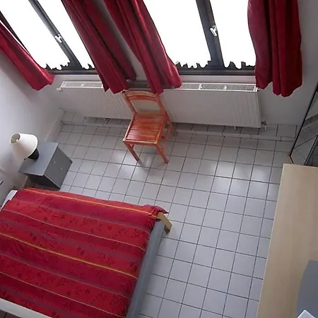 Hotel Le Relais De *
