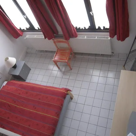 Le Relais De *